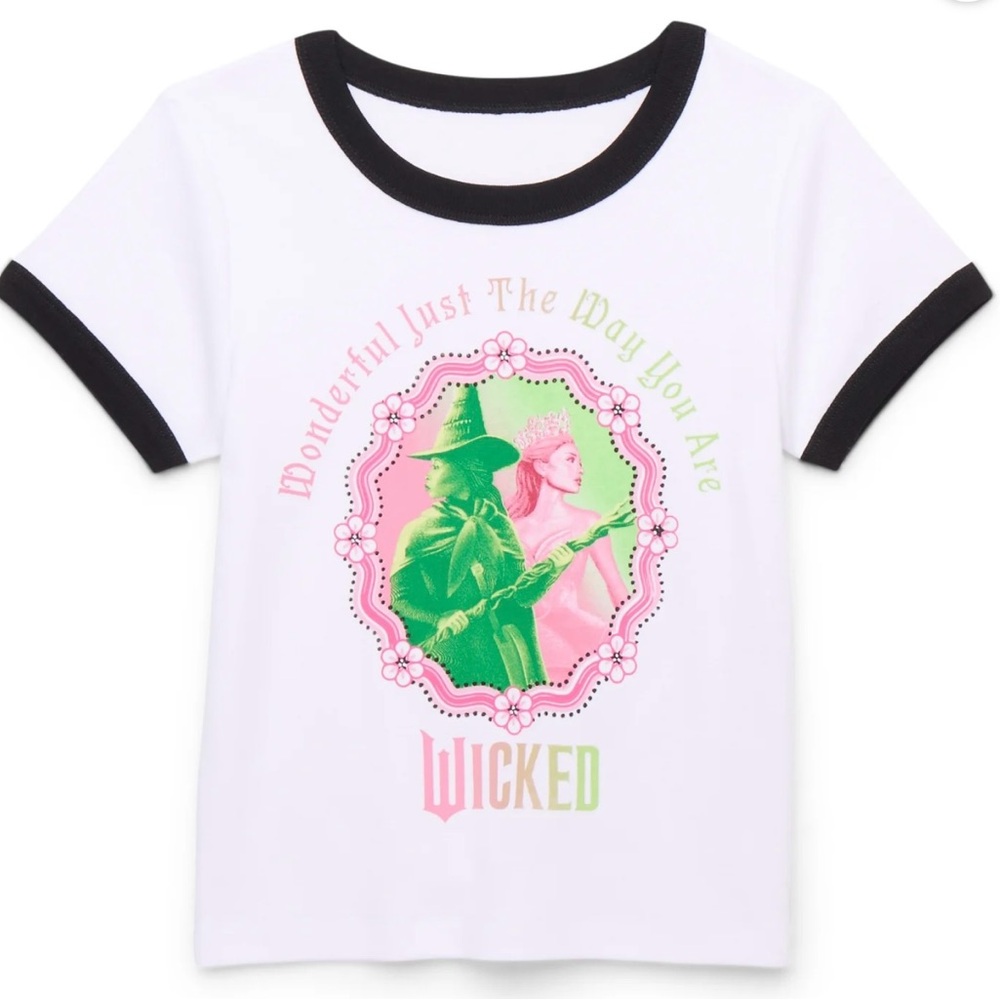 New-Girls ‘Wicked’ graphic tee, size M (7-8)